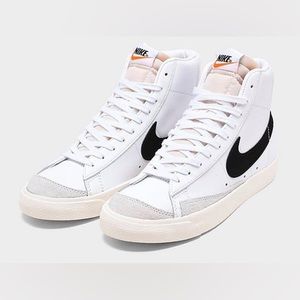 Nike Blazer Mid 77 High Top Women's 8.5, Men's 7